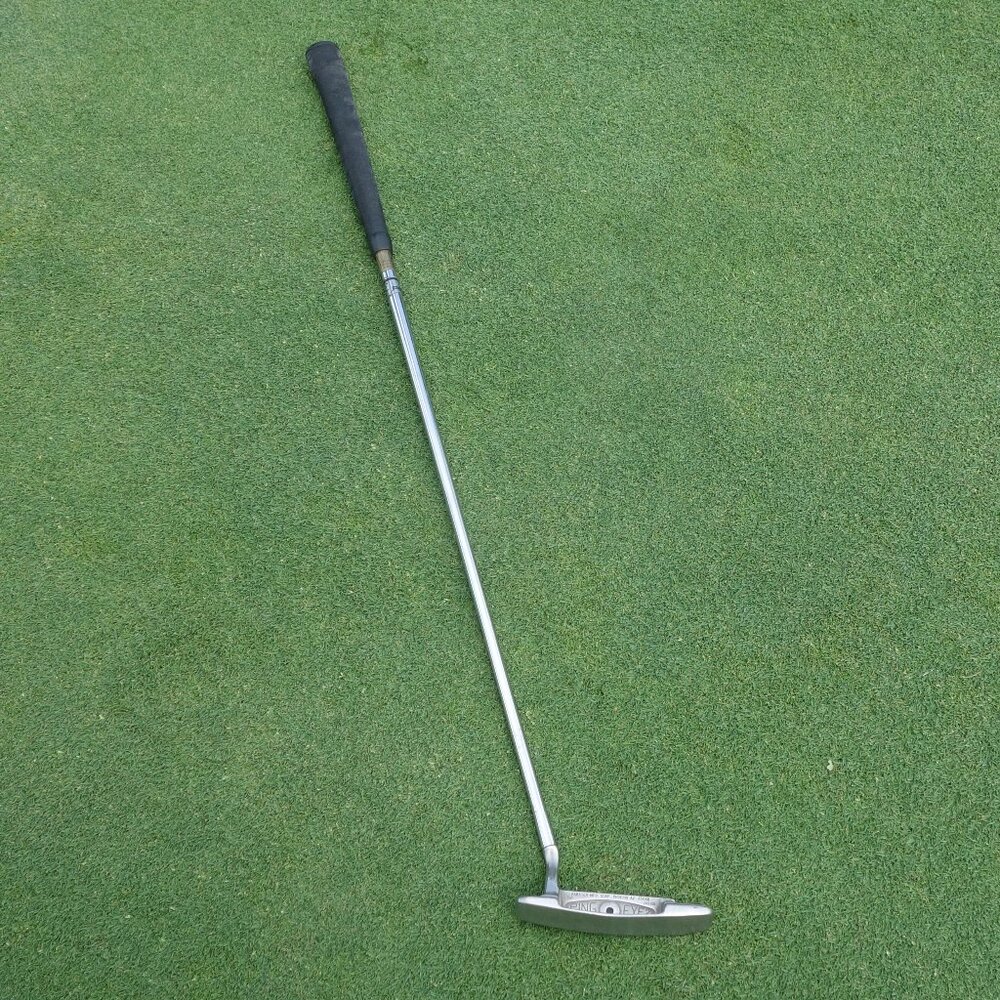 KARSTEN MFG CORP. US PAT. 283059 Ping Eye2 Black Dot Right Handed Putter
